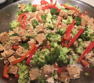Tempeh Broccoli Bowl with Spicy Peanut Sauce | Heather Carey